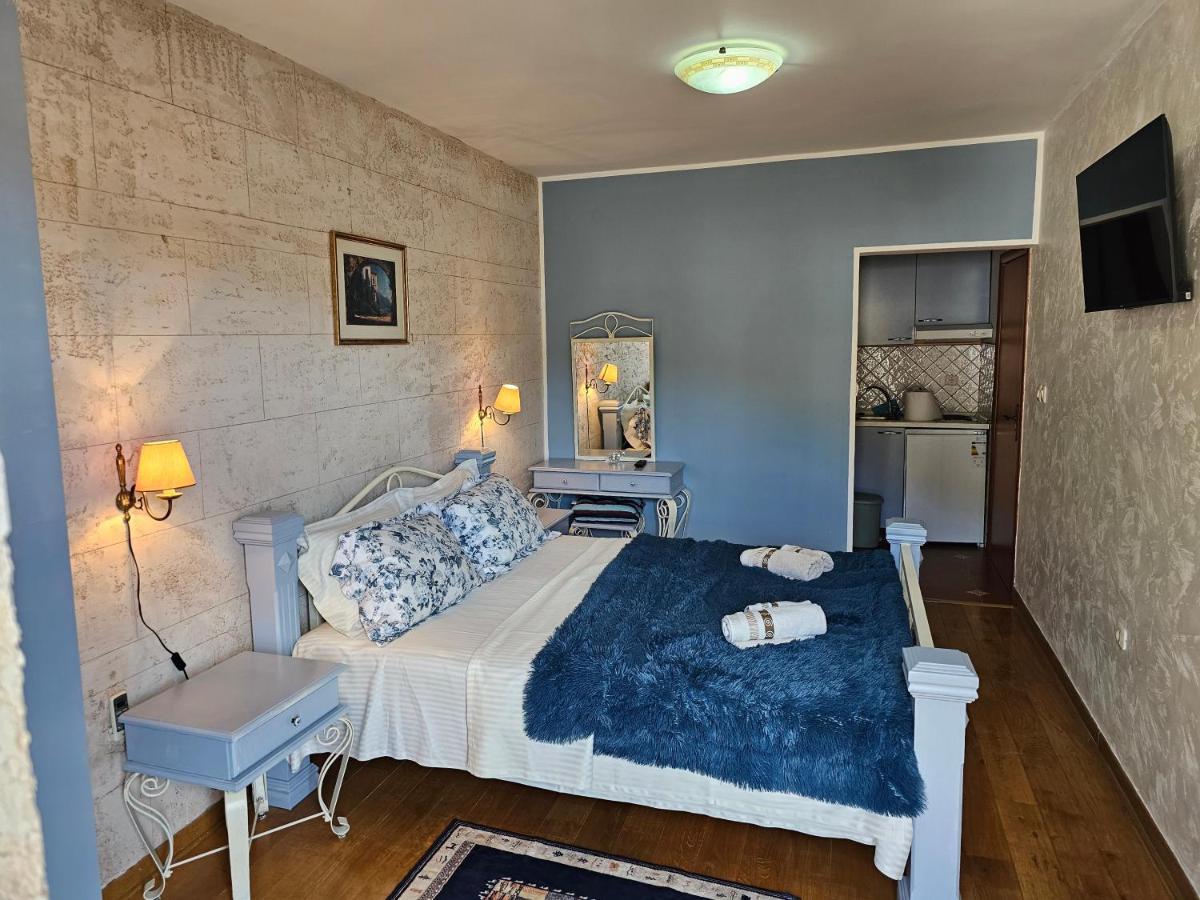 Medin Apartments Bluvista Petrovac Bagian luar foto