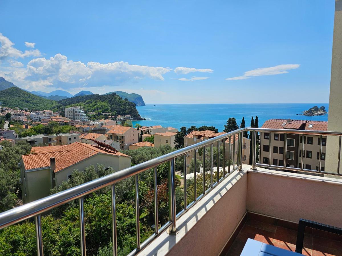 Medin Apartments Bluvista Petrovac Bagian luar foto
