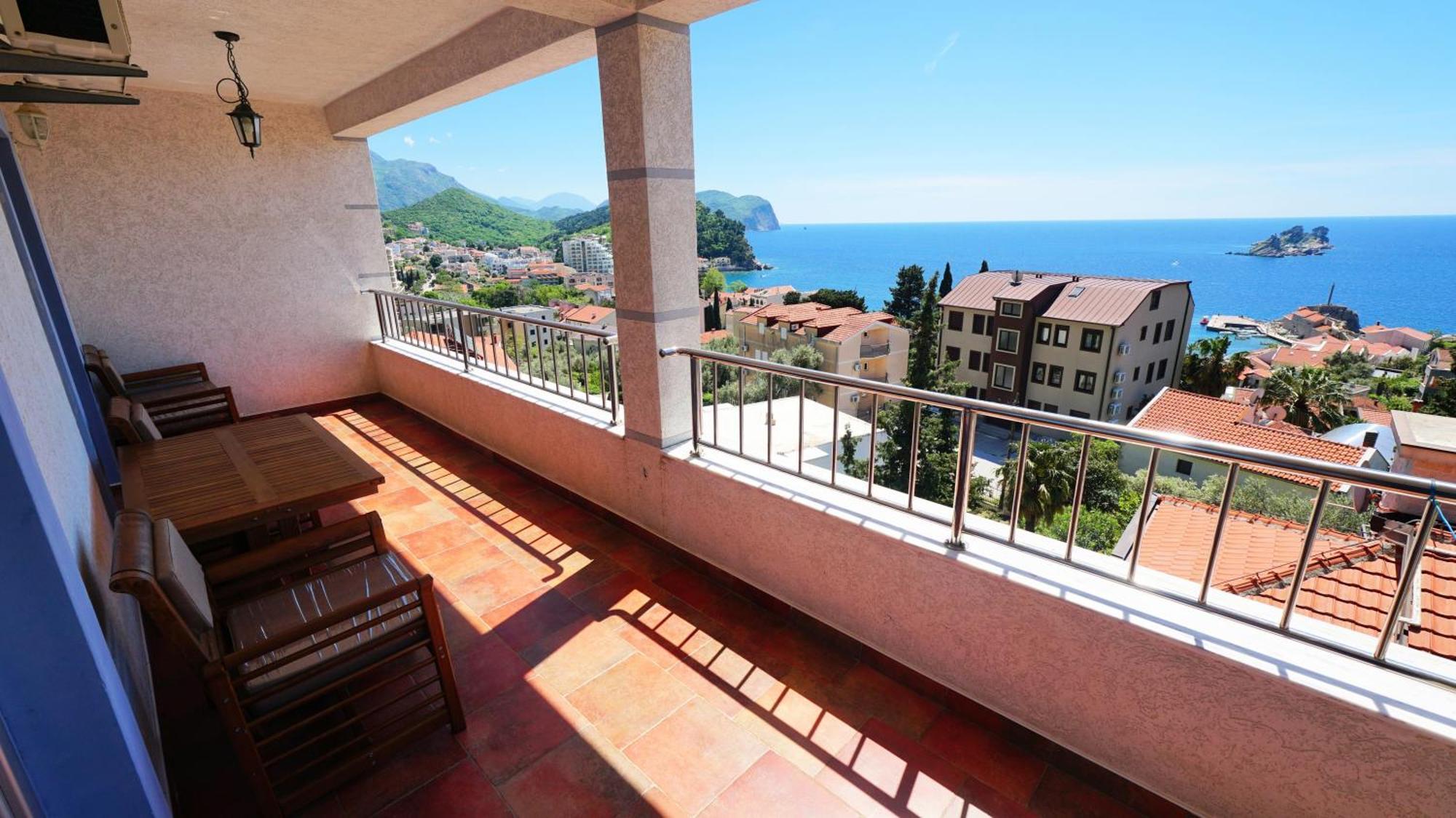 Medin Apartments Bluvista Petrovac Bagian luar foto