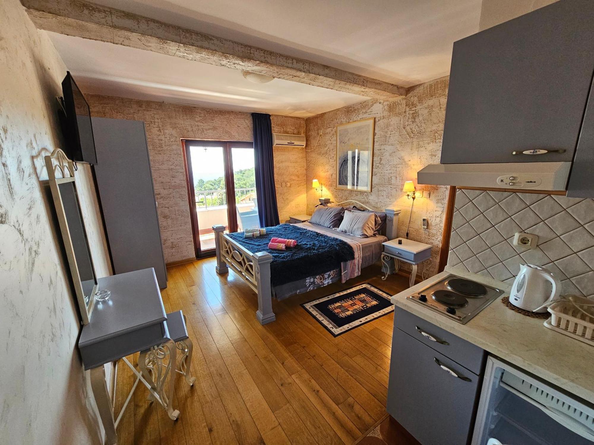 Medin Apartments Bluvista Petrovac Bagian luar foto