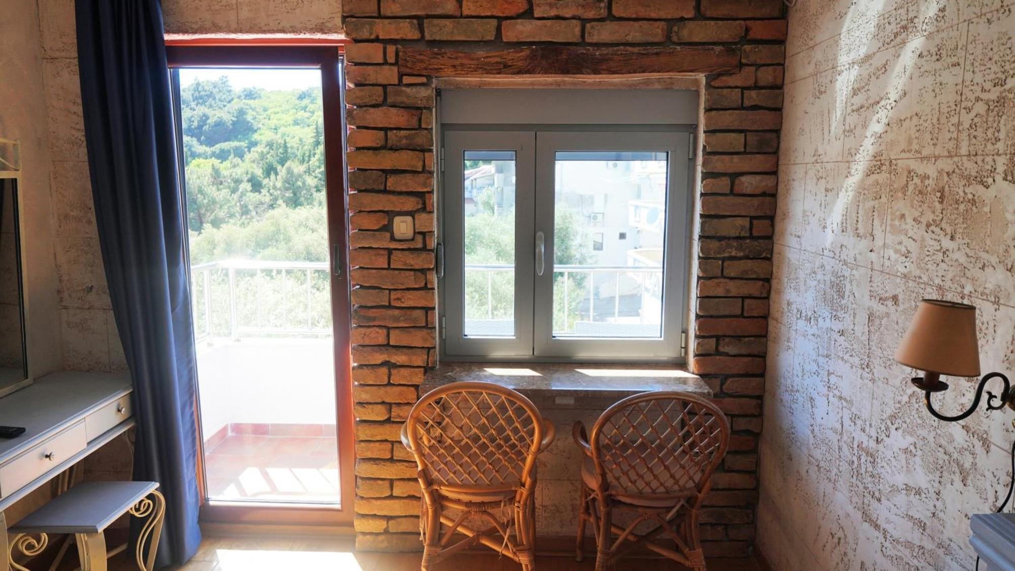 Medin Apartments Bluvista Petrovac Bagian luar foto