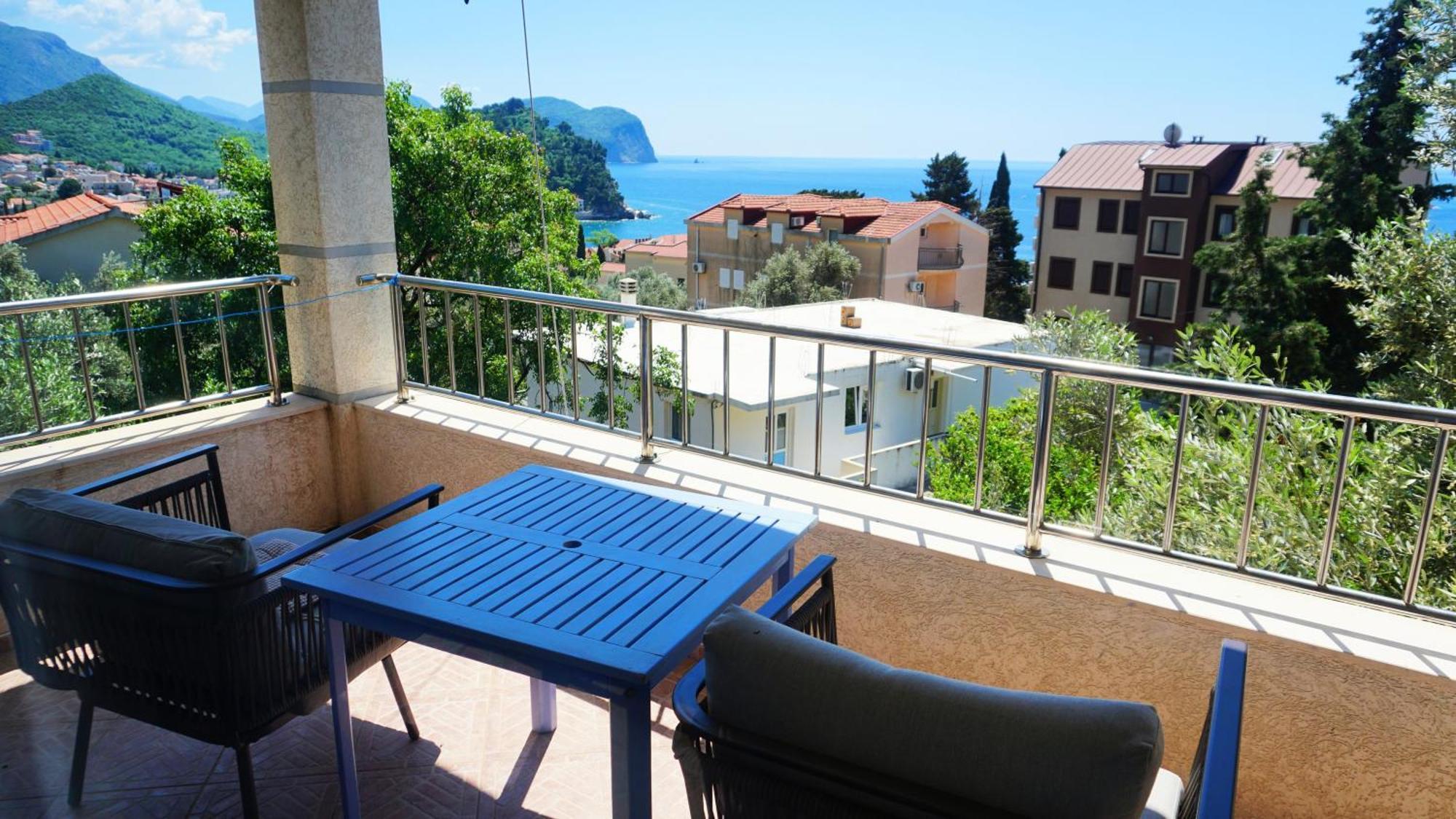 Medin Apartments Bluvista Petrovac Bagian luar foto