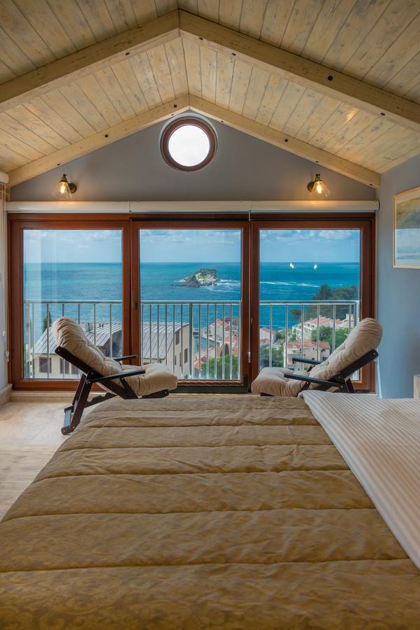 Medin Apartments Bluvista Petrovac Bagian luar foto